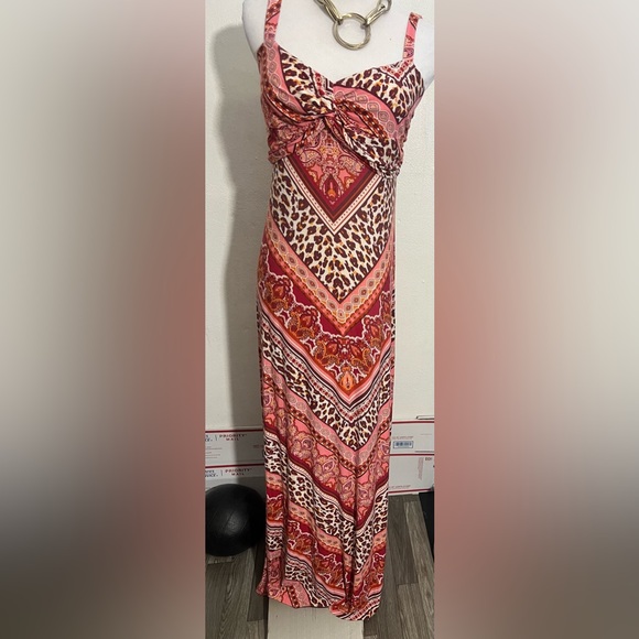 Tommy Bahama Women’s Red Patterned animal print Maxi Dress - Picture 7 of 13